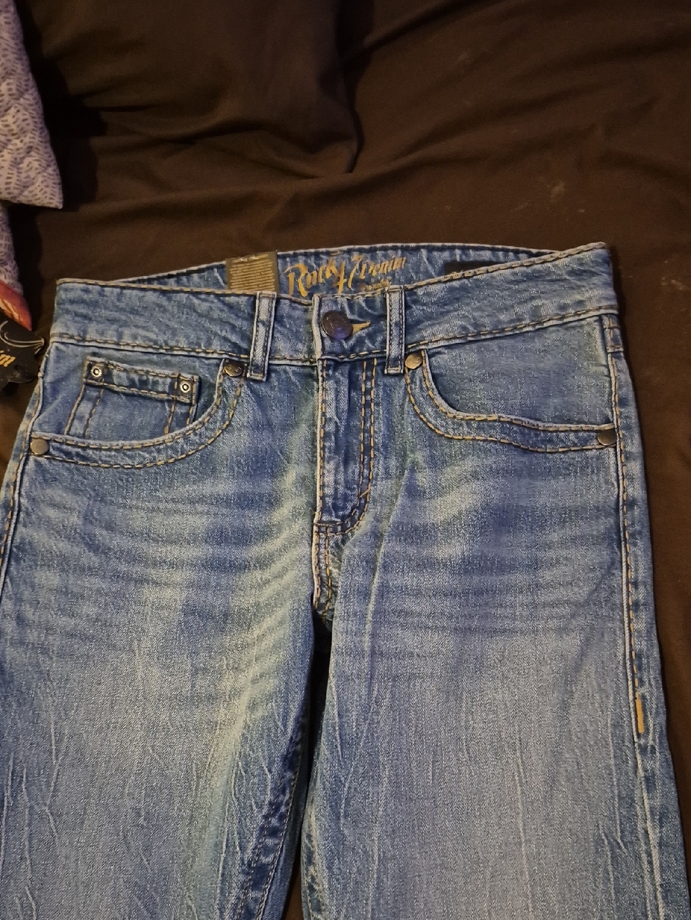 Wrangler Rock 47 Men’s Slim Straight Jeans in Faded Blue